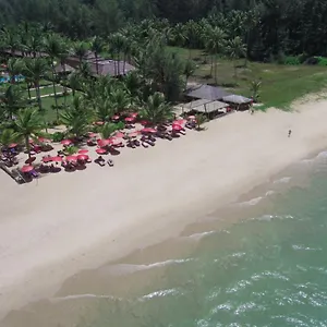 https://andamania-beach-resort-khaolak.khao-lakhotels.com
